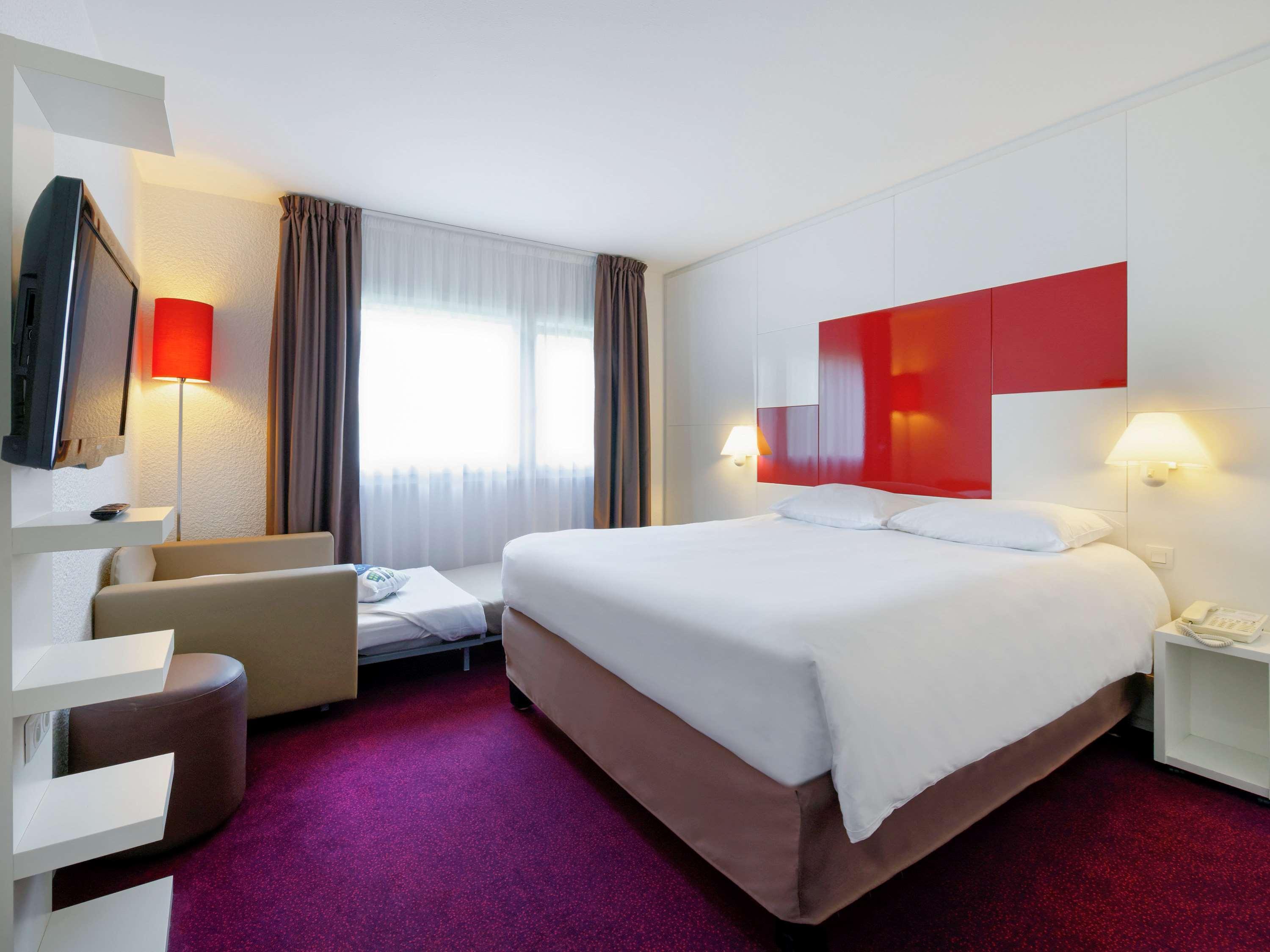 ไอบิส สไตล์ ชาลง-ซูร์-โซน Hotel ภายนอก รูปภาพ